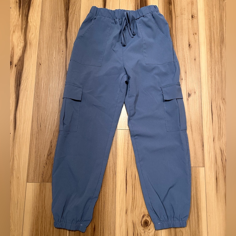 SHEIN Women's Slate Blue Cargo Joggers
